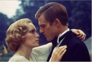 Historical fashion pictures - the great gatsby - mia farrow and robert redford.jpg